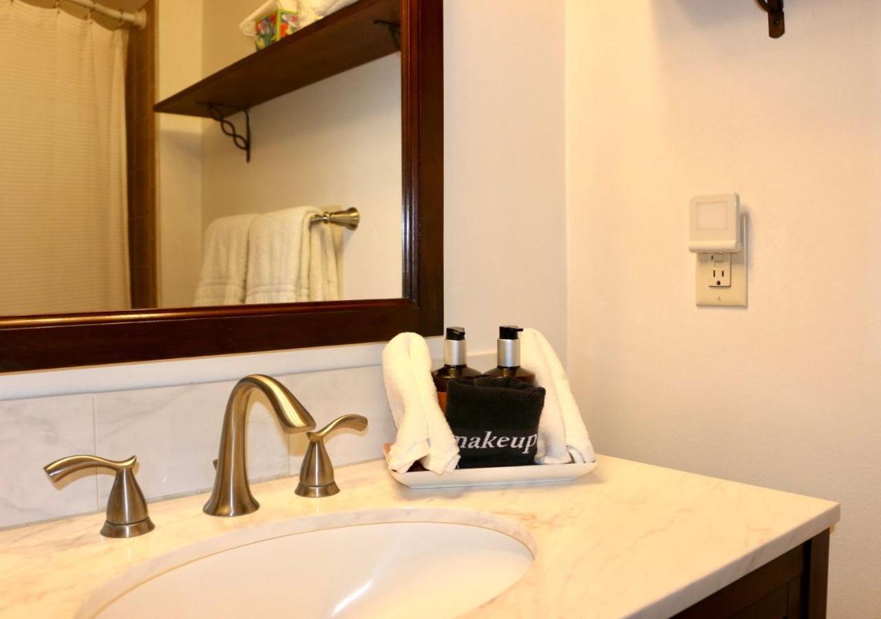 Canal Street Inn Новый Орлеан Экстерьер фото