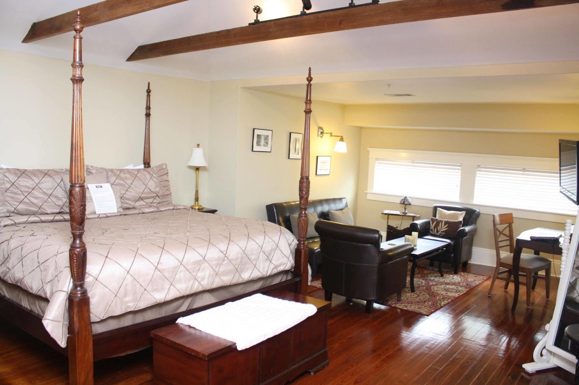 Canal Street Inn Новый Орлеан Экстерьер фото